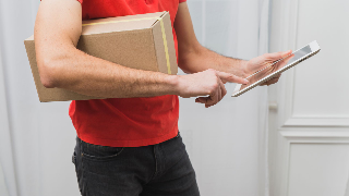 Spedire pacchi in Italia con PACCHI EXPRESS: servizi affidabili e franchising per il futuro